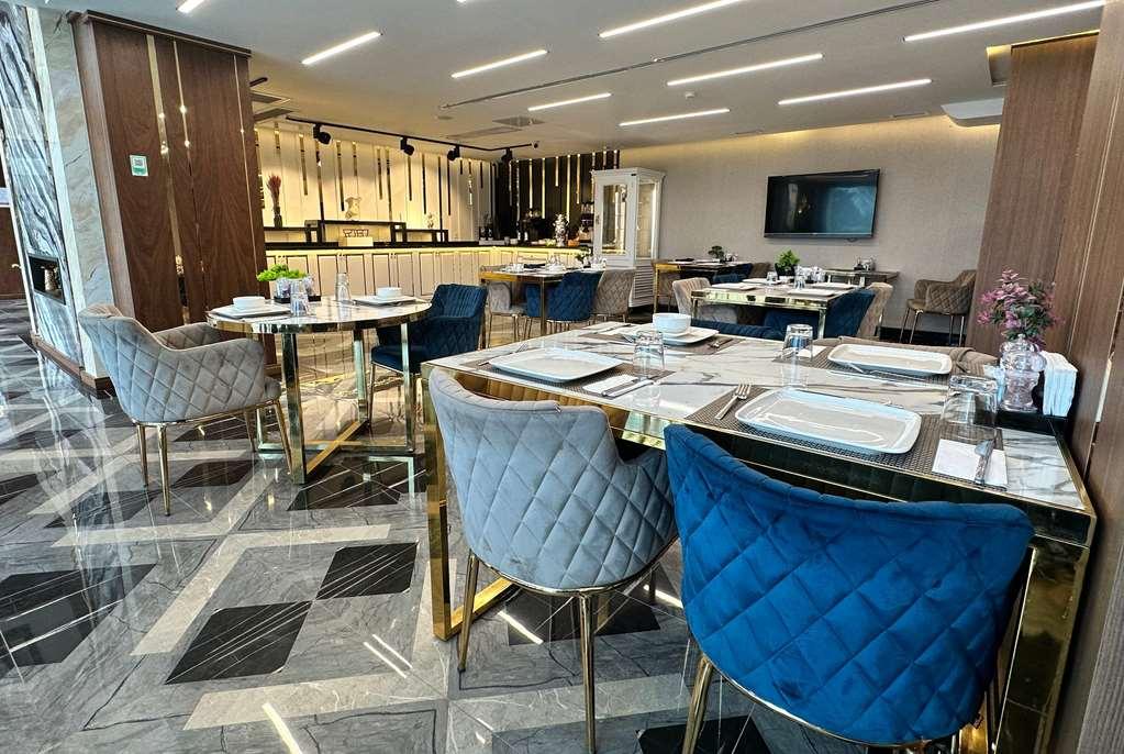 Operla Airport Hotels, Tm Istanbul Restaurant foto